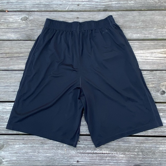 SOLD 💲Nike Dri fit black sports shorts size medium - Picture 5 of 7